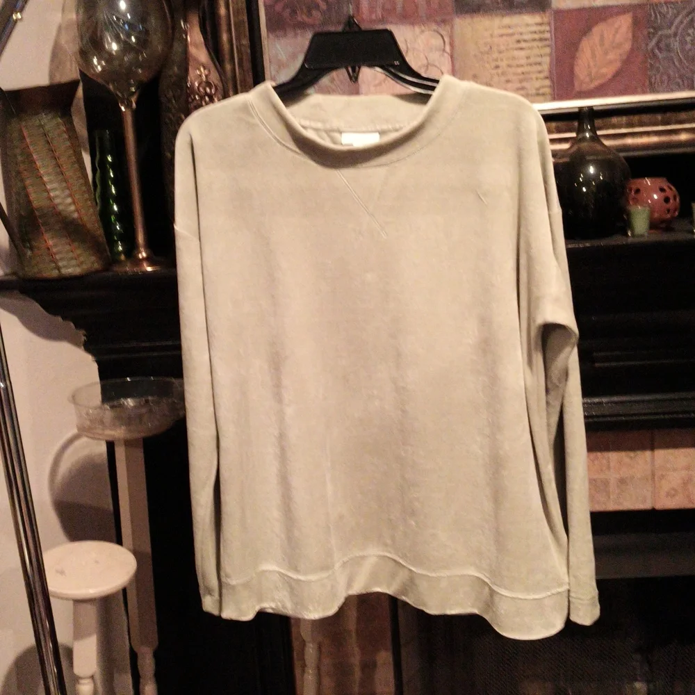FINAL PRICE NWT J. Jill Sage Smoke Green Top Size Medium - Picture 4 of 9